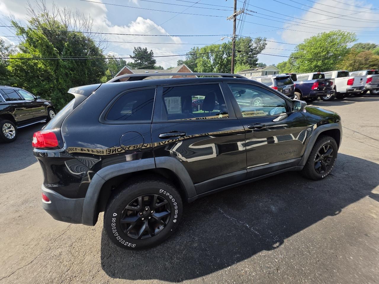 Jeep Cherokee 4WD 4dr Trailhawk 2016