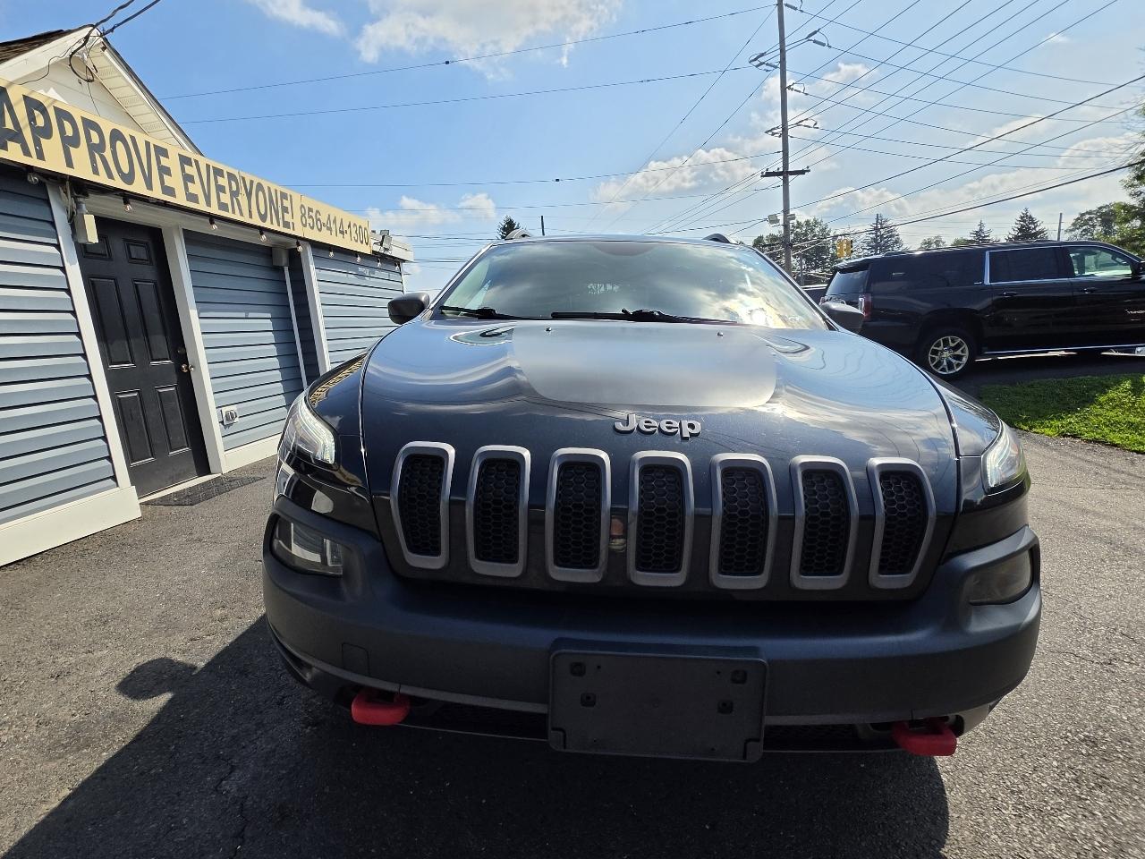 Jeep Cherokee 4WD 4dr Trailhawk 2016