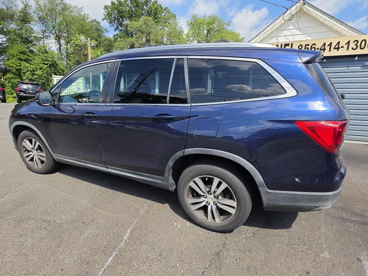 Honda Pilot AWD 4dr EX-L w/RES 2016