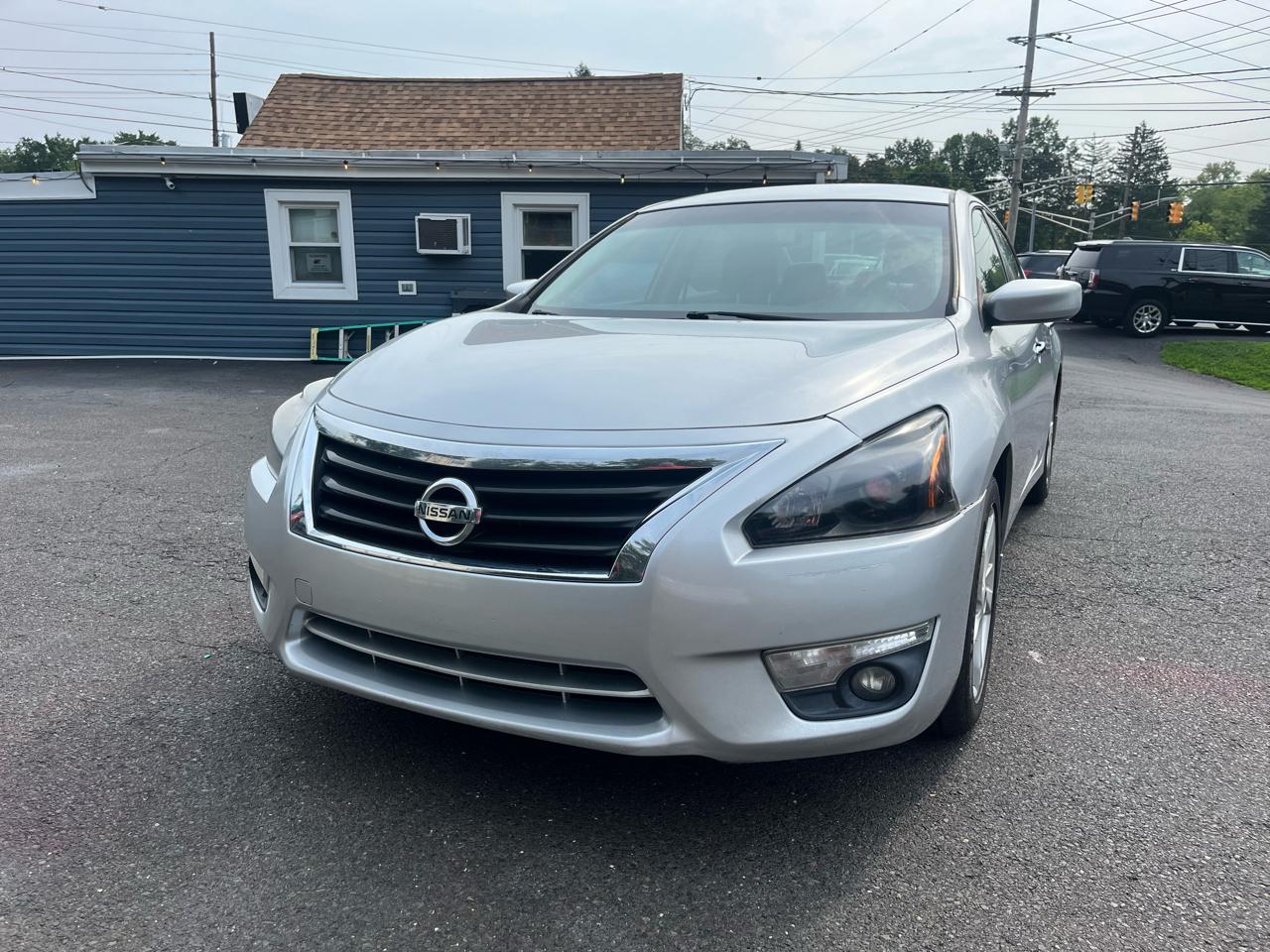 Nissan Altima 4dr Sdn I4 2.5 SV 2015
