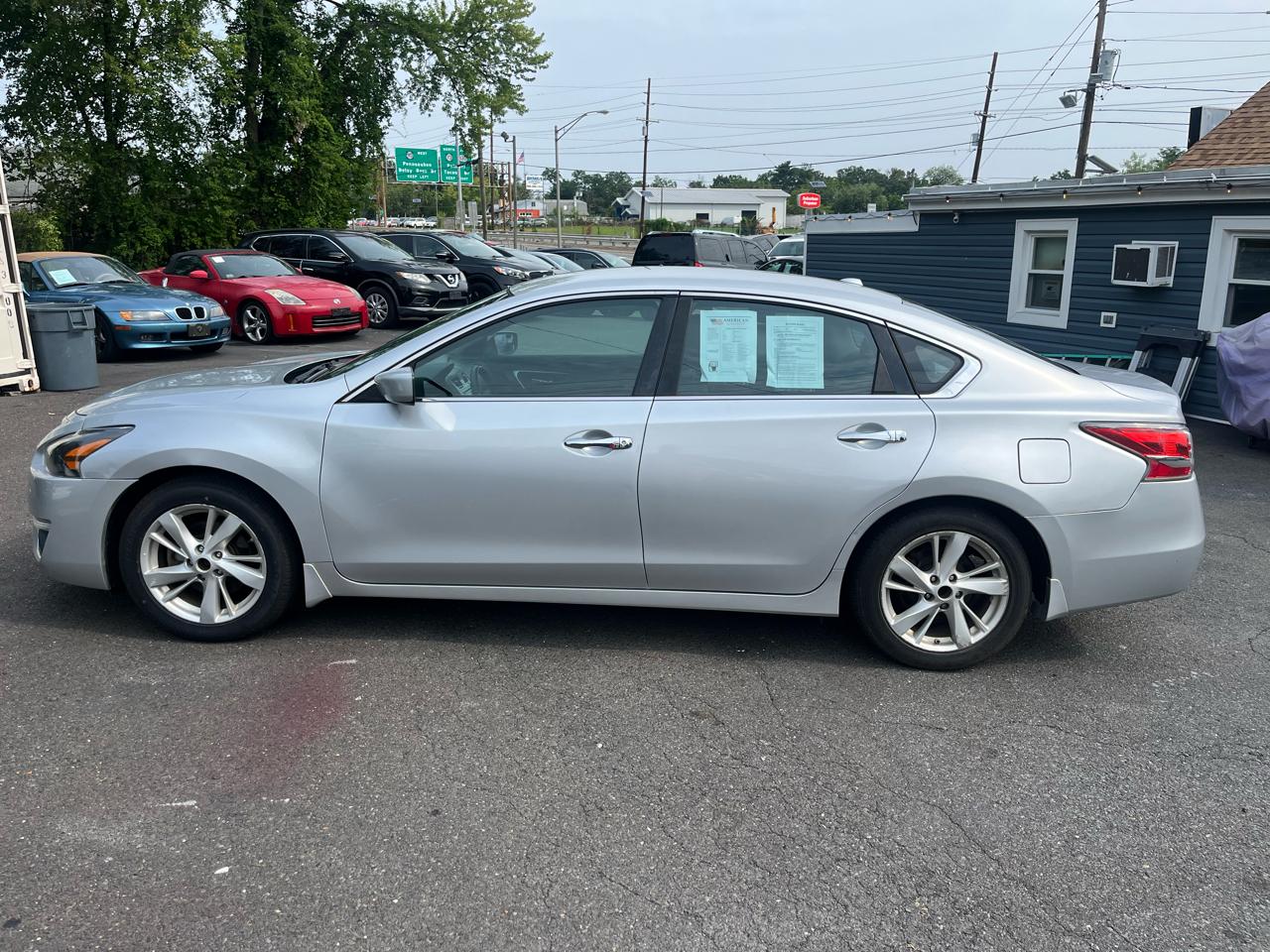 Nissan Altima 4dr Sdn I4 2.5 SV 2015