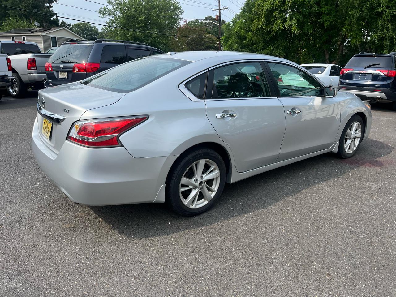 Nissan Altima 4dr Sdn I4 2.5 SV 2015