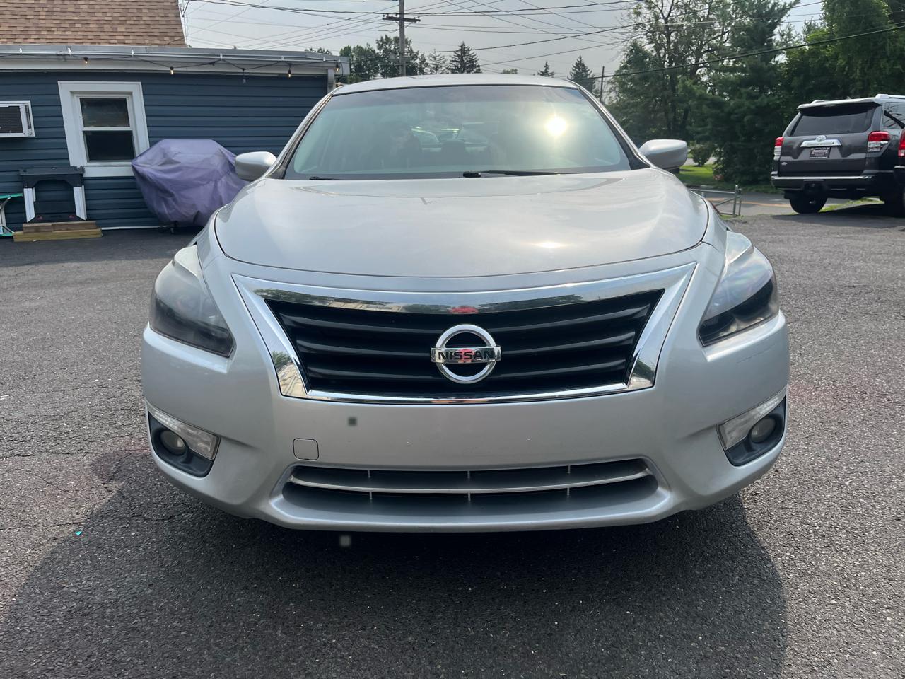 Nissan Altima 4dr Sdn I4 2.5 SV 2015