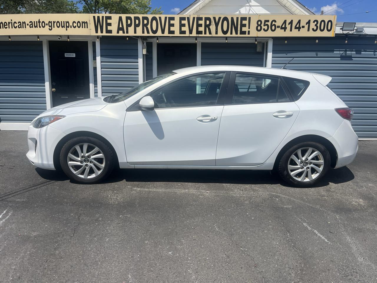 Mazda MAZDA3 i Touring 4D Hatchback 2013