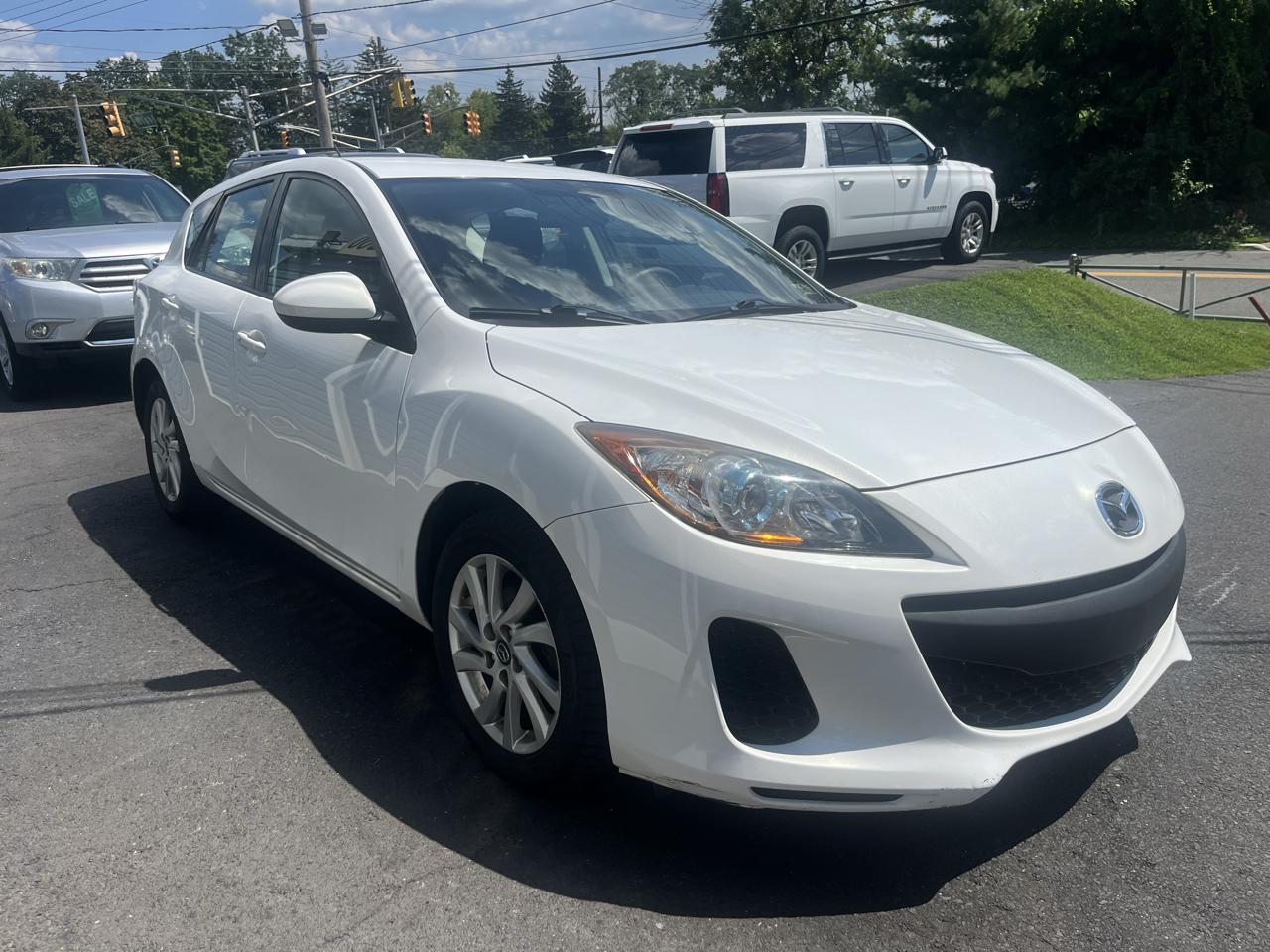 Mazda MAZDA3 i Touring 4D Hatchback 2013