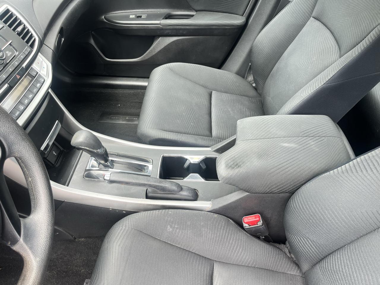 Honda Accord Sedan 4dr I4 CVT LX 2015