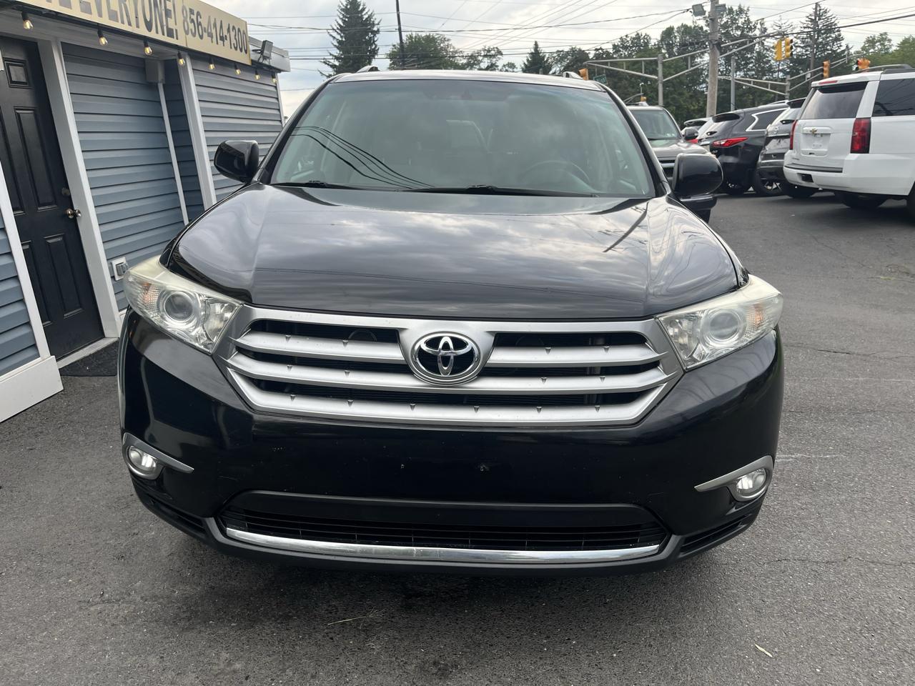 Toyota Highlander 4WD 4dr V6 (Natl) 2013