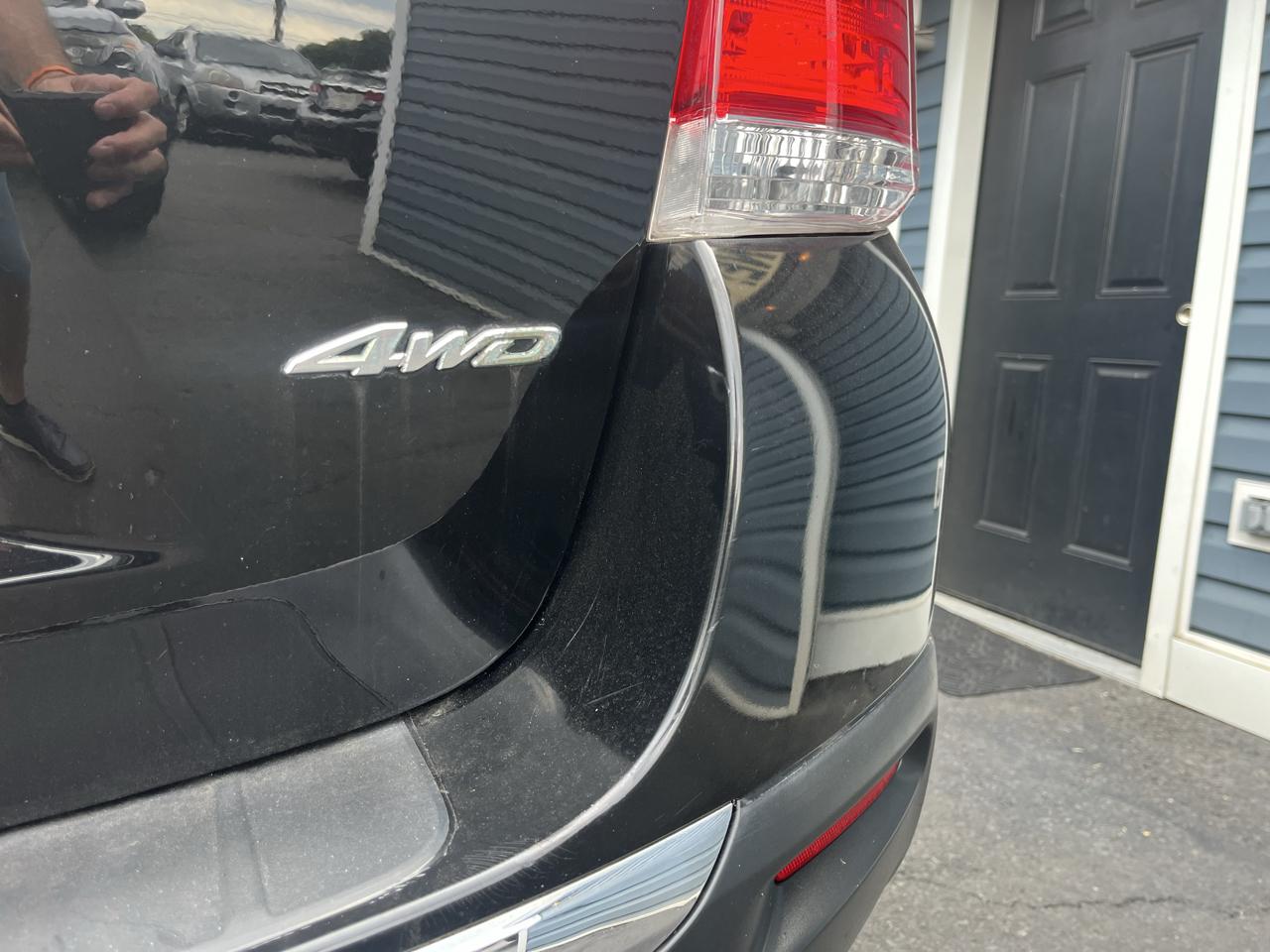 Toyota Highlander 4WD 4dr V6 (Natl) 2013