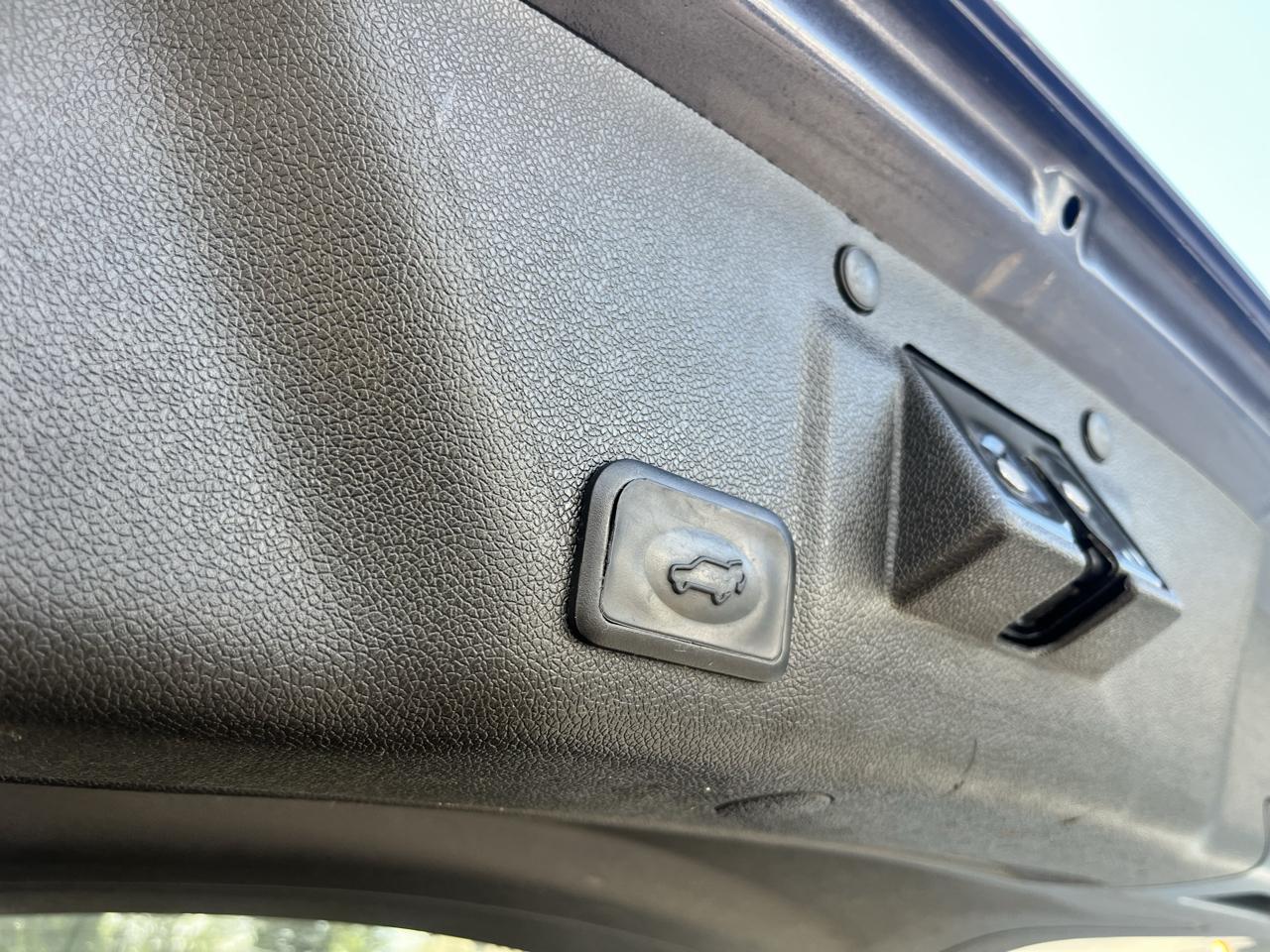 GMC Acadia AWD 4dr SLT w/SLT-1 2013