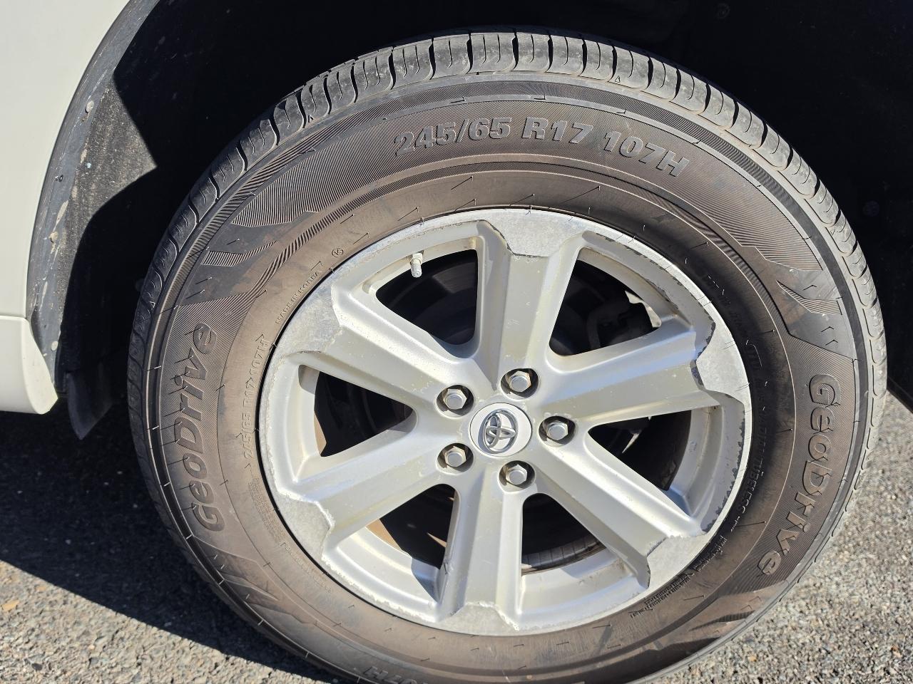 Toyota Highlander 4WD 4dr Base (Natl) 2008