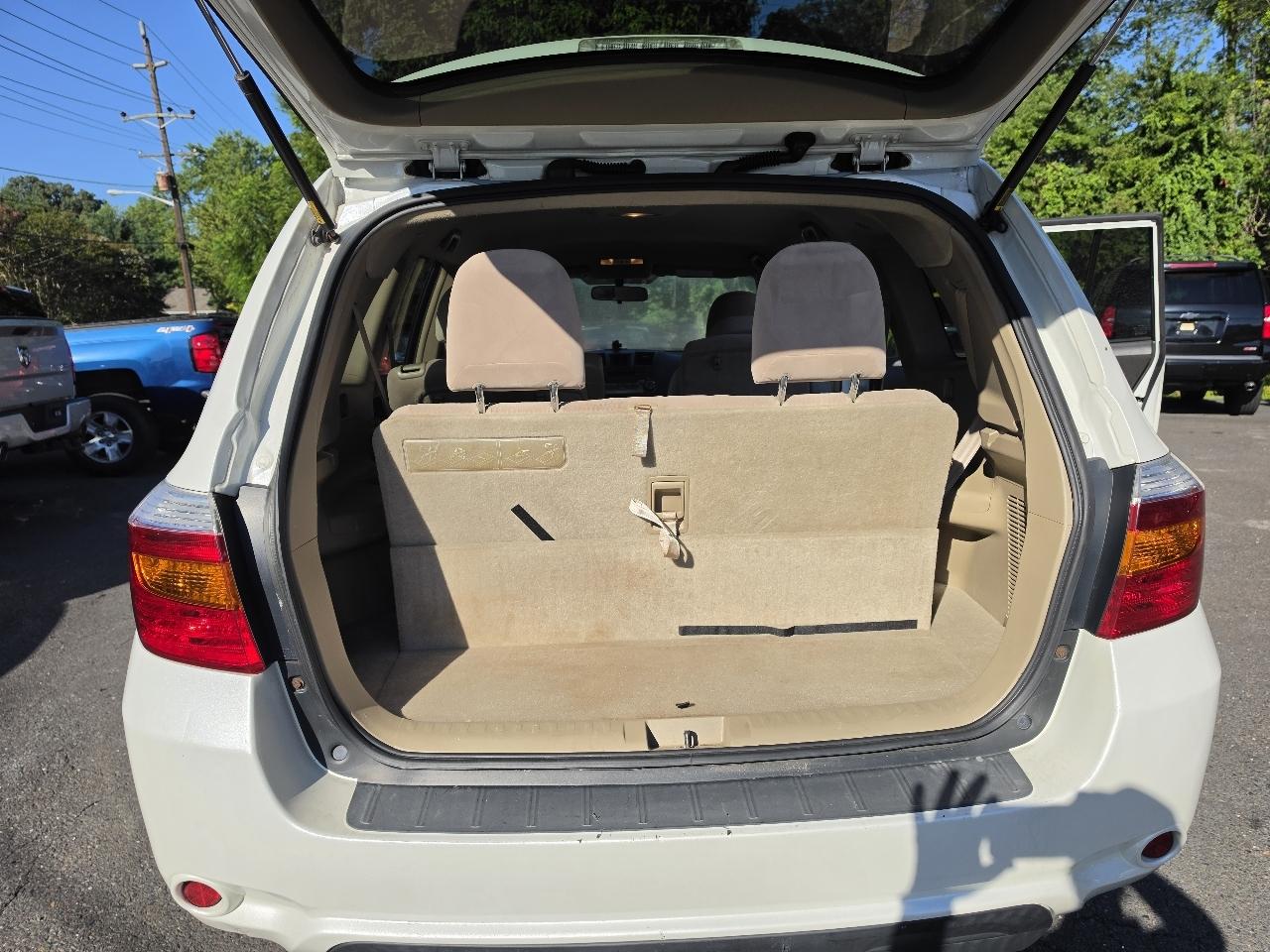 Toyota Highlander 4WD 4dr Base (Natl) 2008