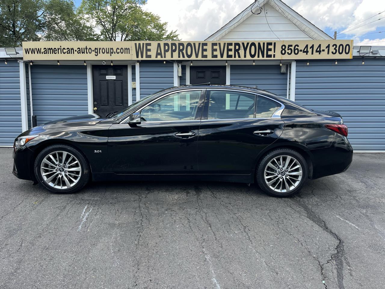 Infiniti Q50 3.0t LUXE AWD 2018