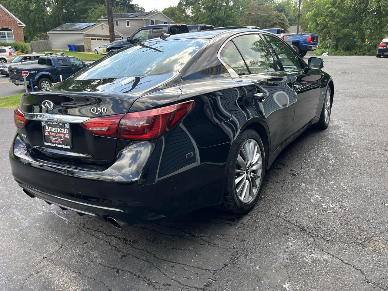 Infiniti Q50 3.0t LUXE AWD 2018