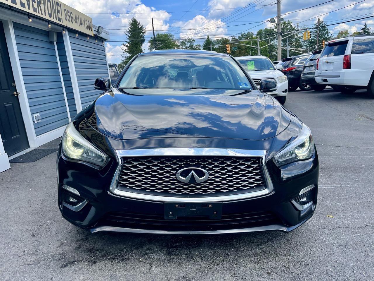 Infiniti Q50 3.0t LUXE AWD 2018