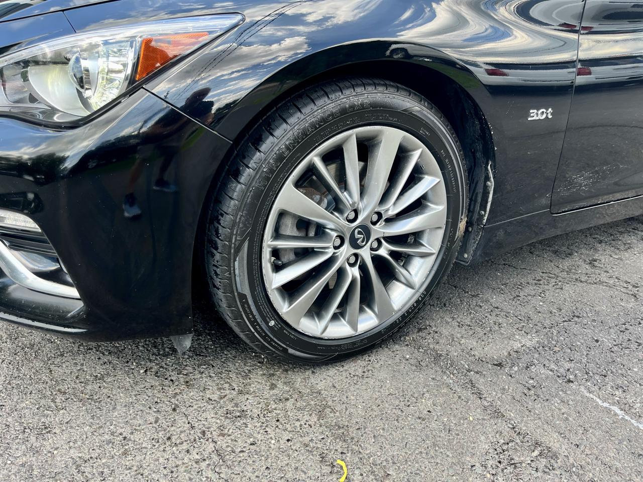 Infiniti Q50 3.0t LUXE AWD 2018