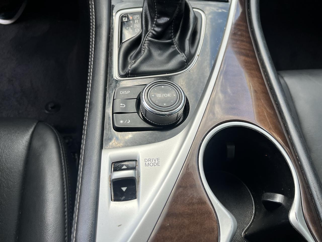 Infiniti Q50 3.0t LUXE AWD 2018
