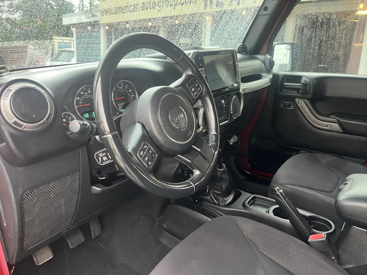 Jeep Wrangler Unlimited 4WD 4dr Sport 2013