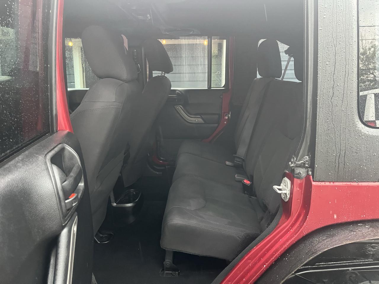 Jeep Wrangler Unlimited 4WD 4dr Sport 2013