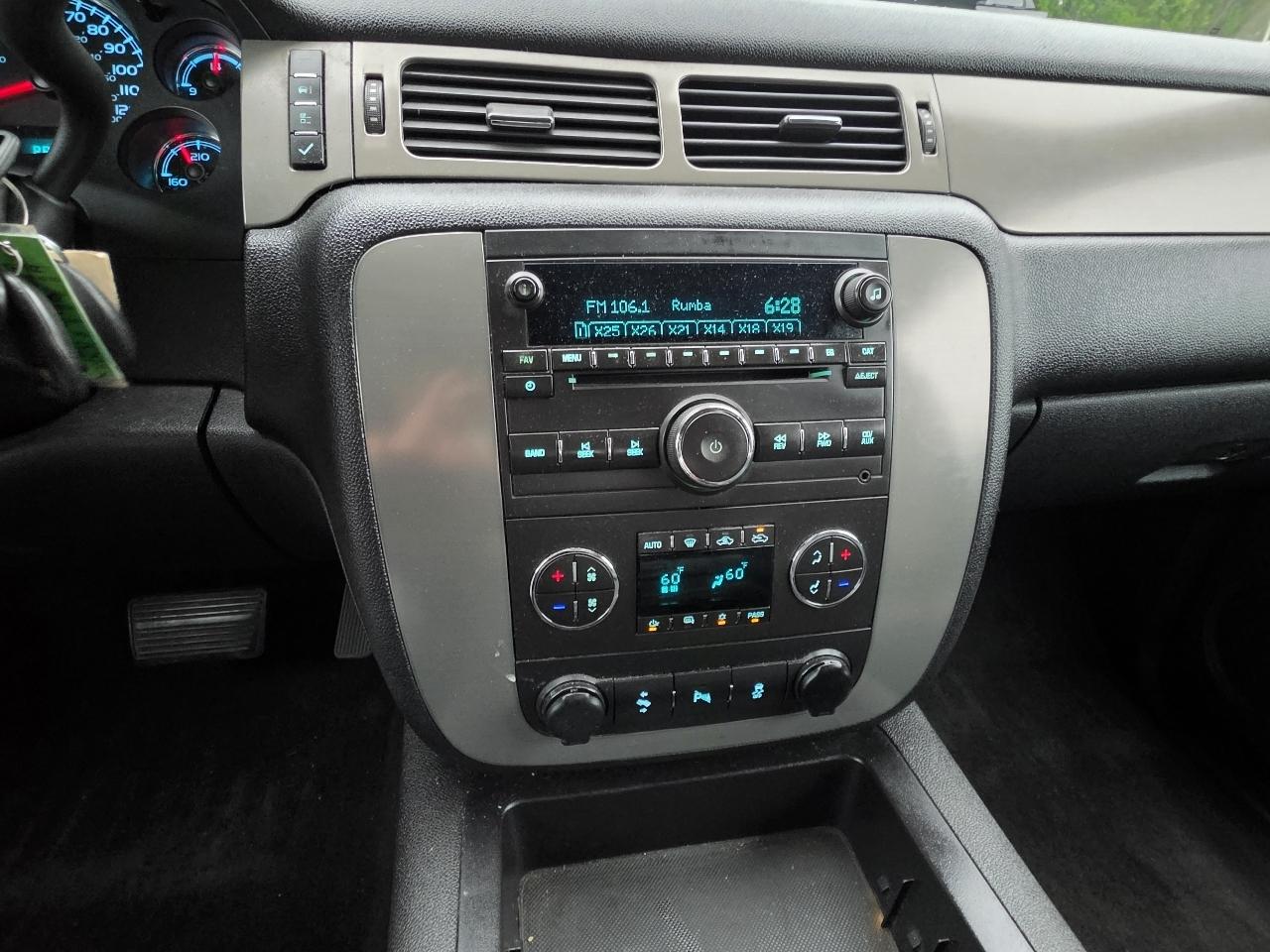 Chevrolet Silverado 1500 4WD Ext Cab 143.5" LTZ 2013