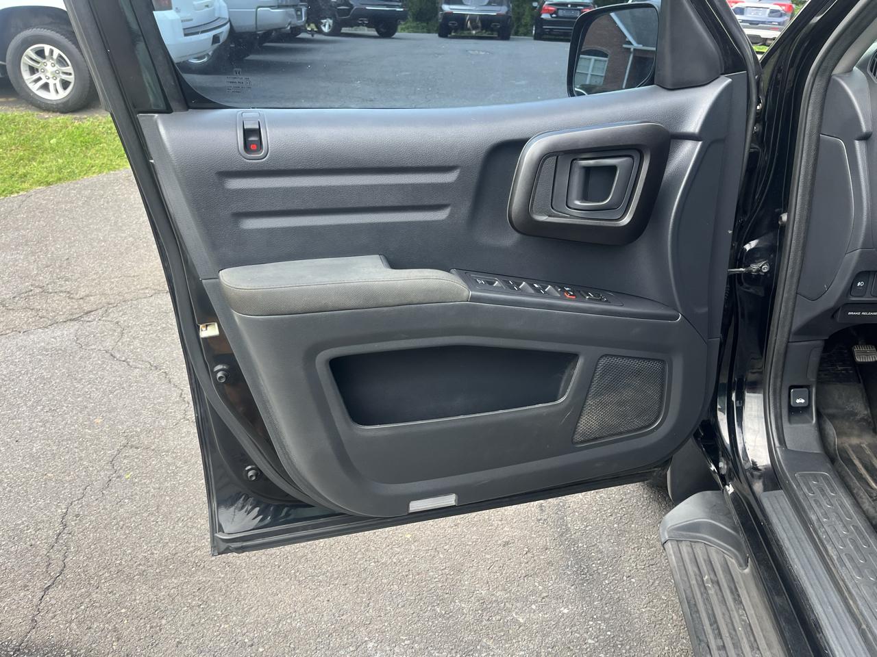 Honda Ridgeline 4WD Crew Cab Sport 2014