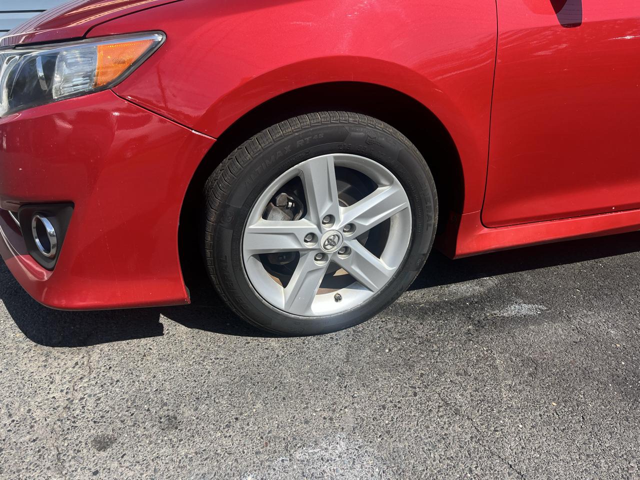 Toyota Camry 4dr Sdn I4 Auto SE Sport Limited Edition (Natl) 2012