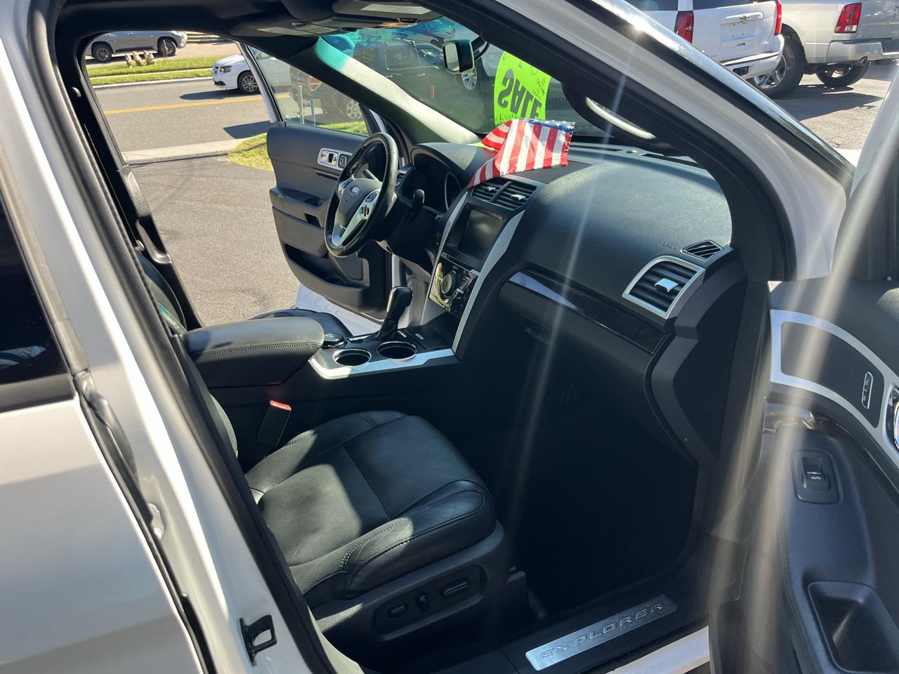 Ford Explorer 4WD 4dr Limited 2014