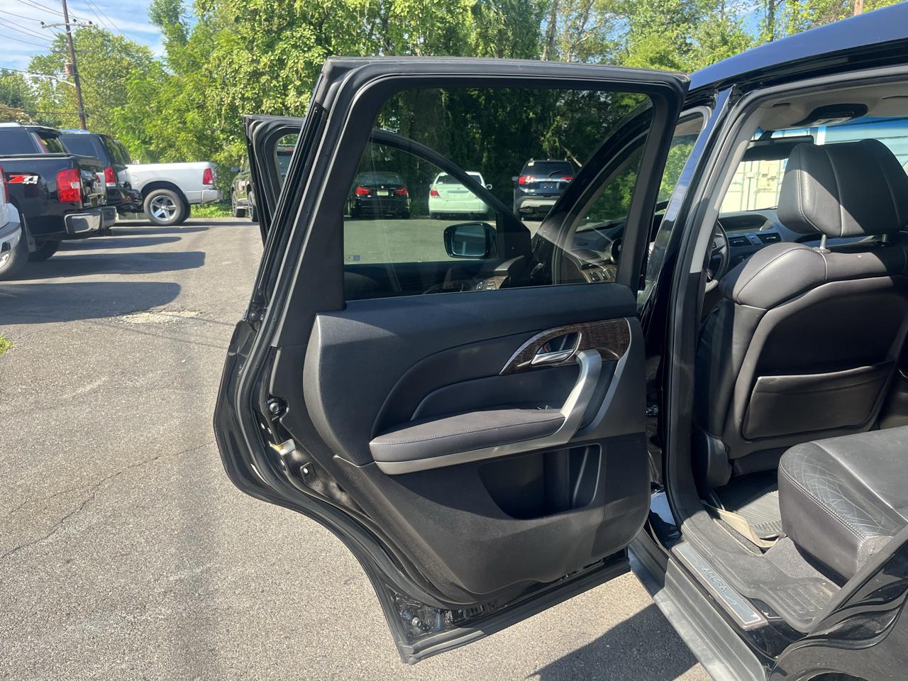 Acura MDX AWD 4dr 2011