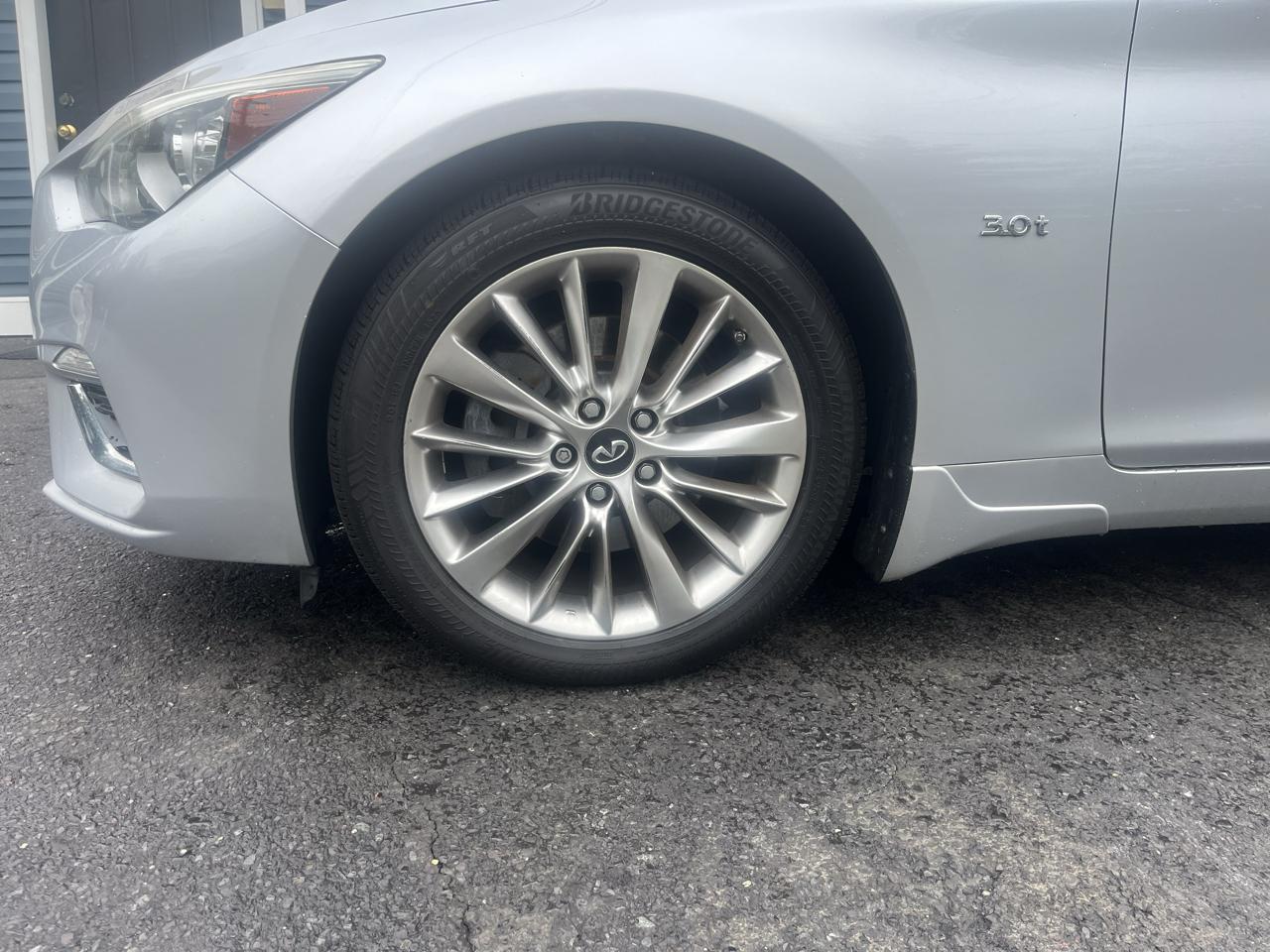 Infiniti Q50 3.0t LUXE AWD 2019