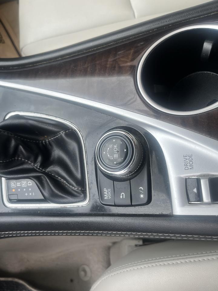 Infiniti Q50 3.0t LUXE AWD 2019