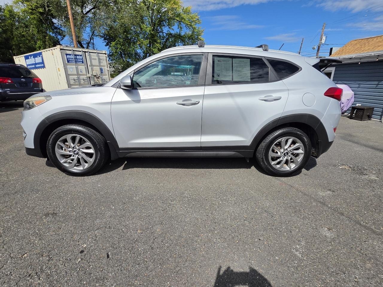 Hyundai Tucson AWD 4dr SE 2016