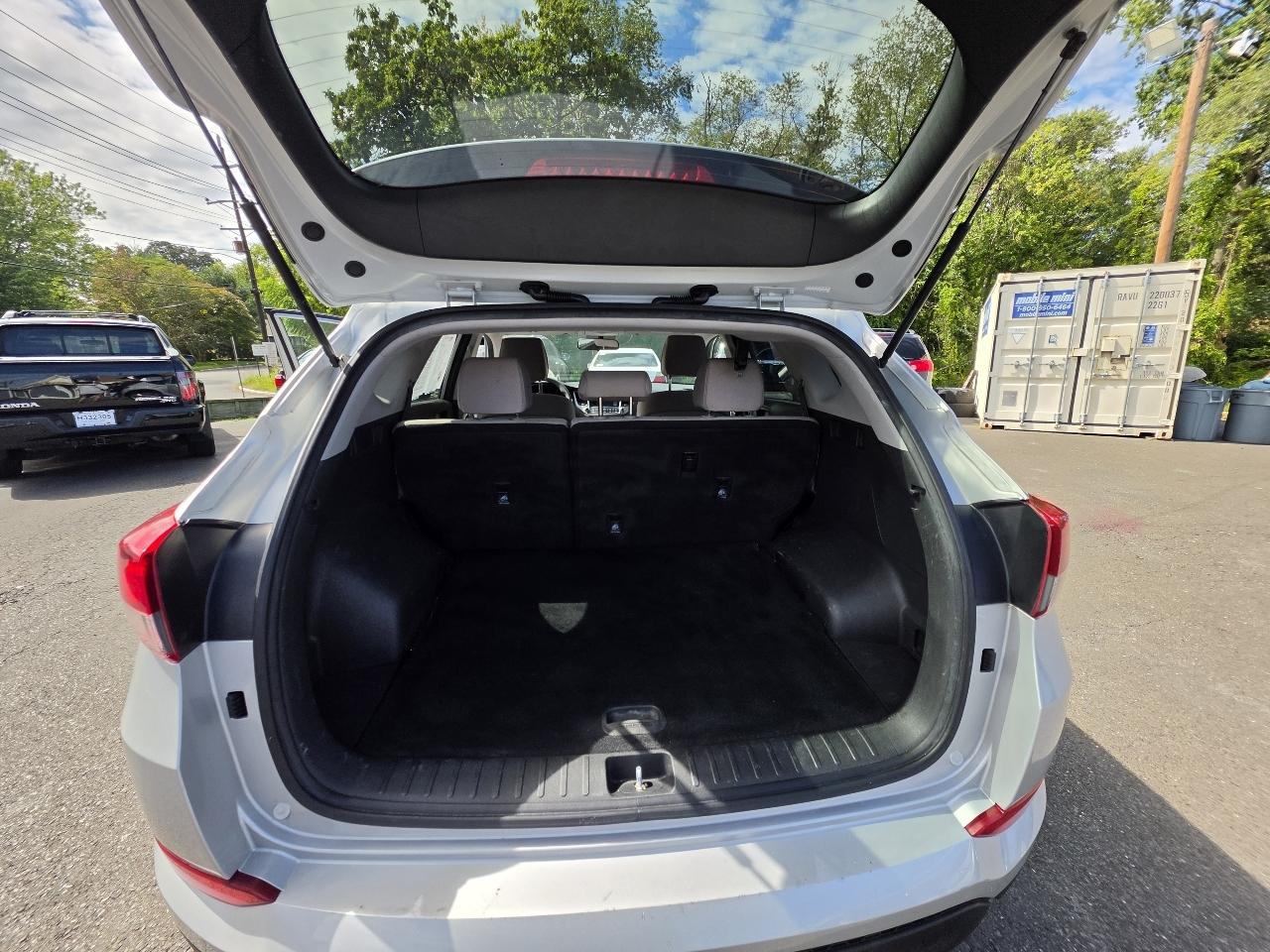 Hyundai Tucson AWD 4dr SE 2016