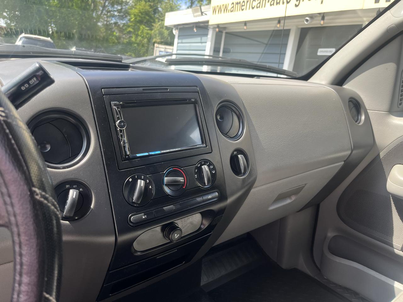 Ford F-150 4WD Supercab Flareside 145" XLT 2008