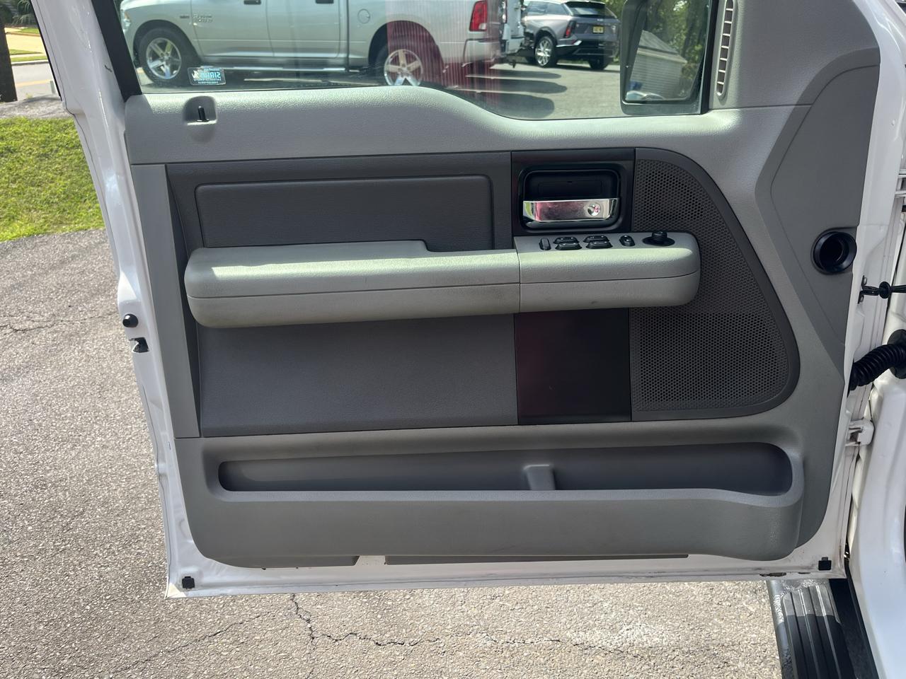 Ford F-150 4WD Supercab Flareside 145" XLT 2008