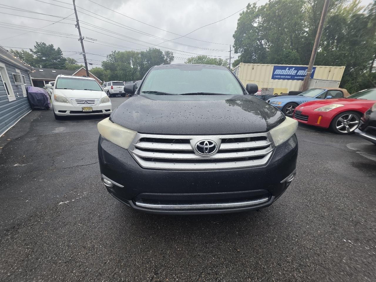 Toyota Highlander 4WD 4dr V6 Limited (Natl) 2012