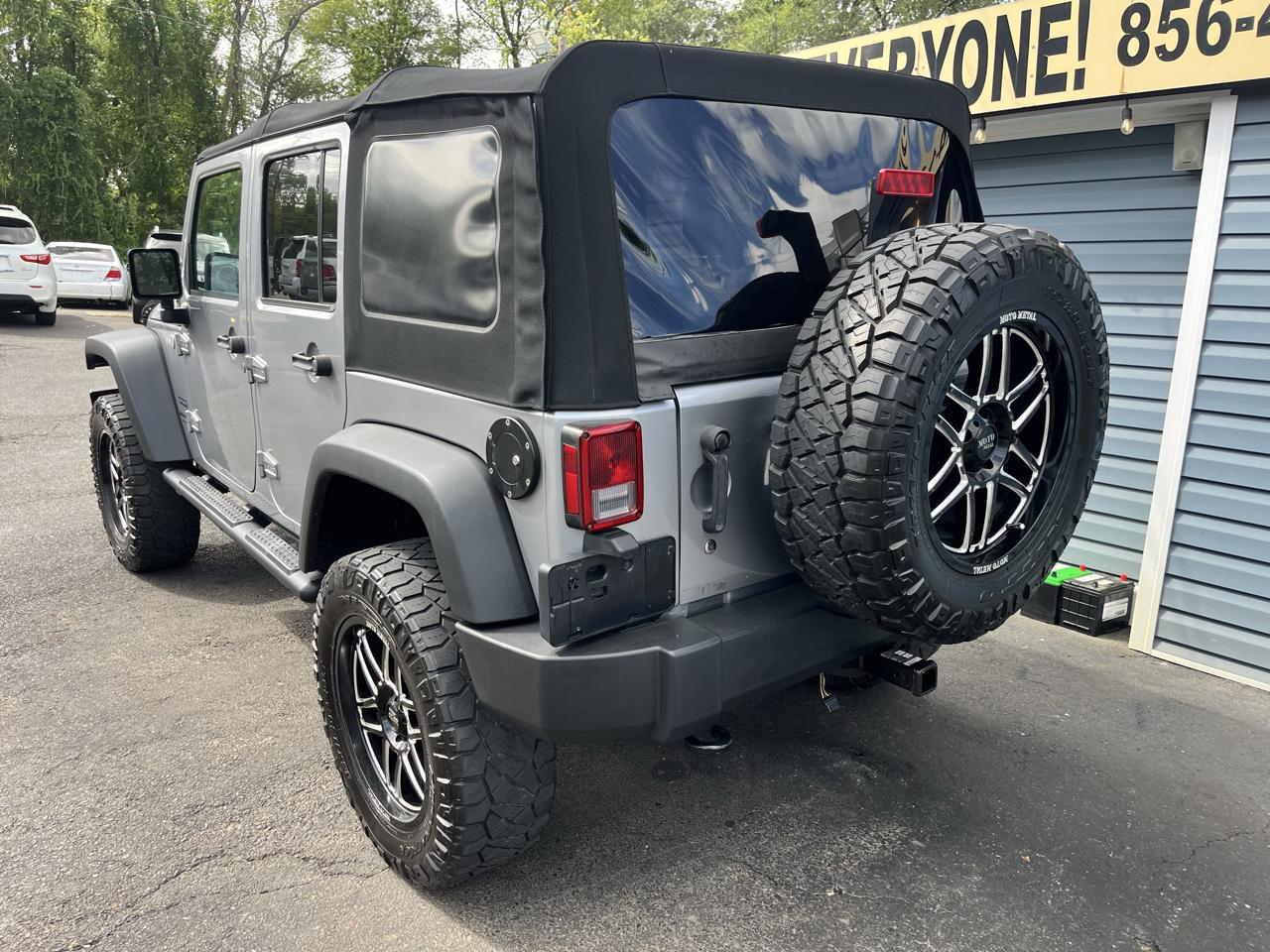 Jeep Wrangler Unlimited 4WD 4dr Sport 2016