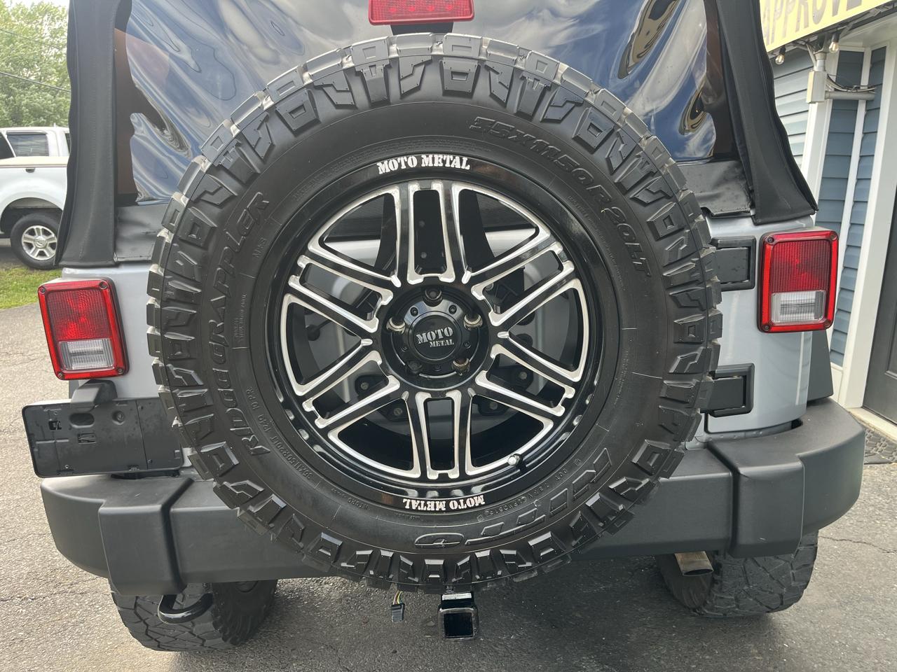 Jeep Wrangler Unlimited 4WD 4dr Sport 2016