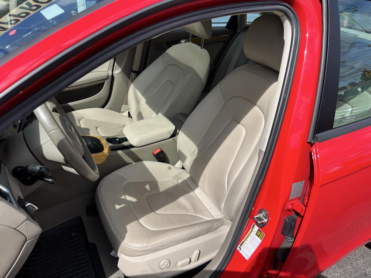 Audi A4 4dr Sdn Auto 2.0T quattro Prem 2009