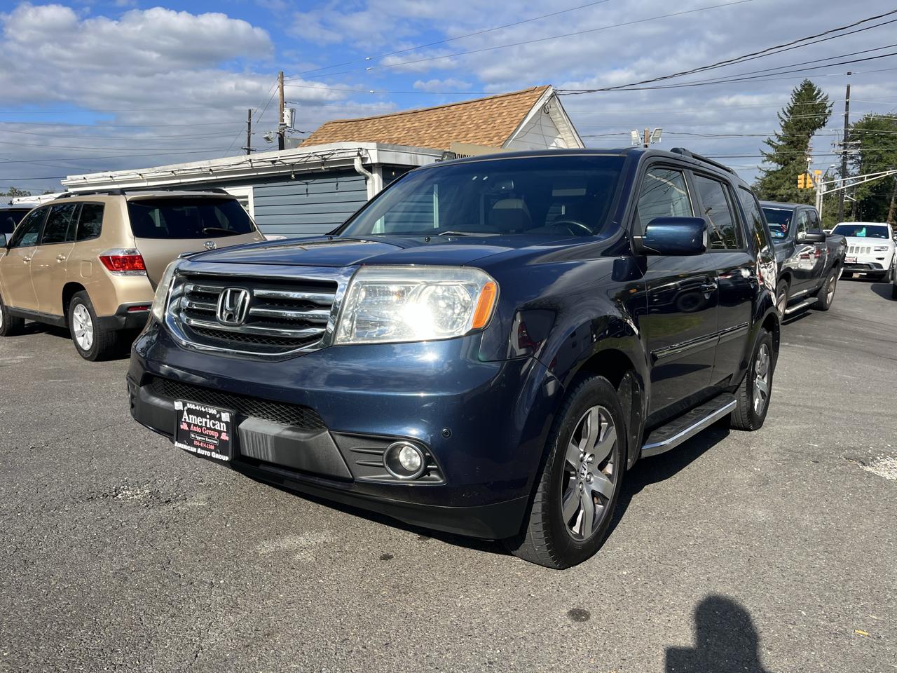 Honda Pilot 4WD 4dr Touring w/RES & Navi 2012