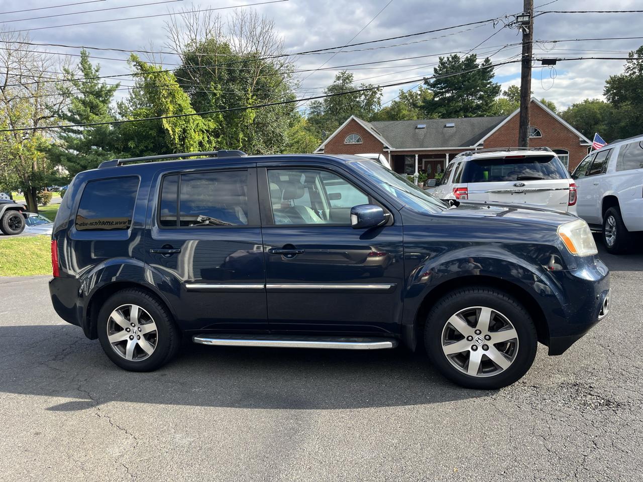 Honda Pilot 4WD 4dr Touring w/RES & Navi 2012