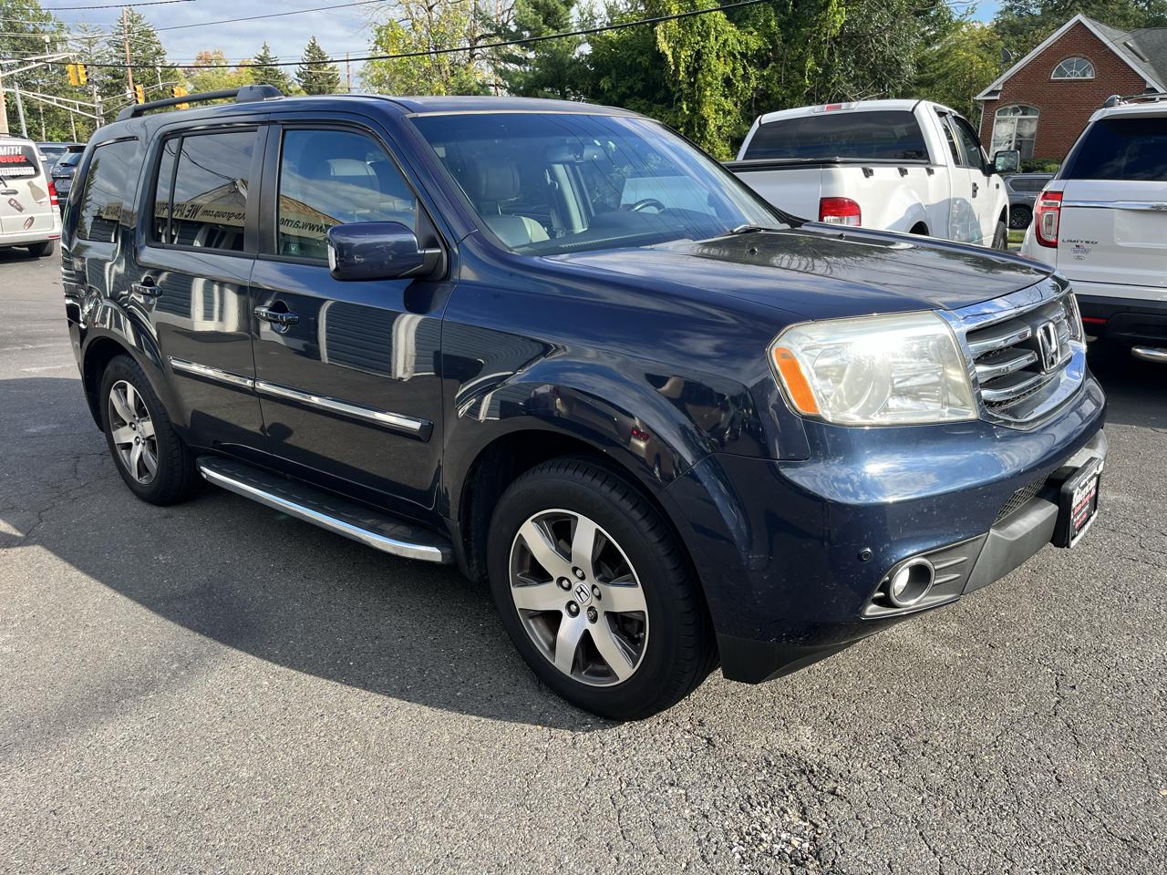 Honda Pilot 4WD 4dr Touring w/RES & Navi 2012