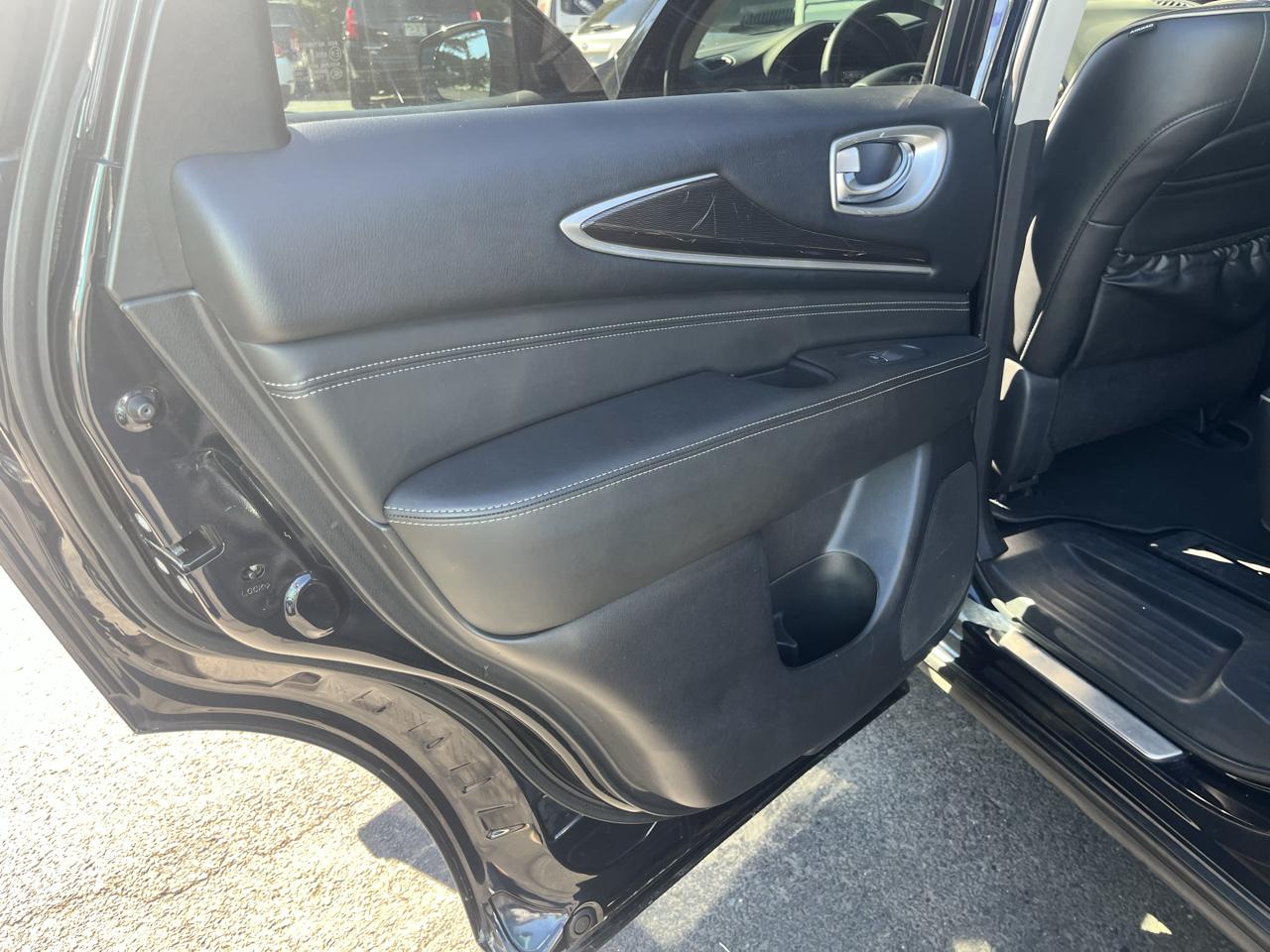 Infiniti QX60 2019.5 LUXE AWD 2019