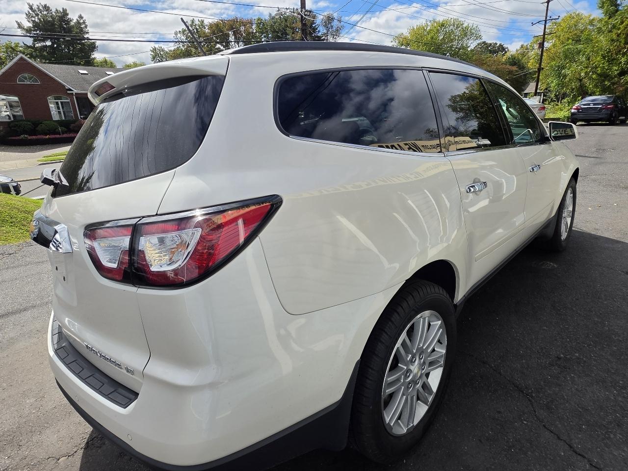 Chevrolet Traverse AWD 4dr LT w/1LT 2015