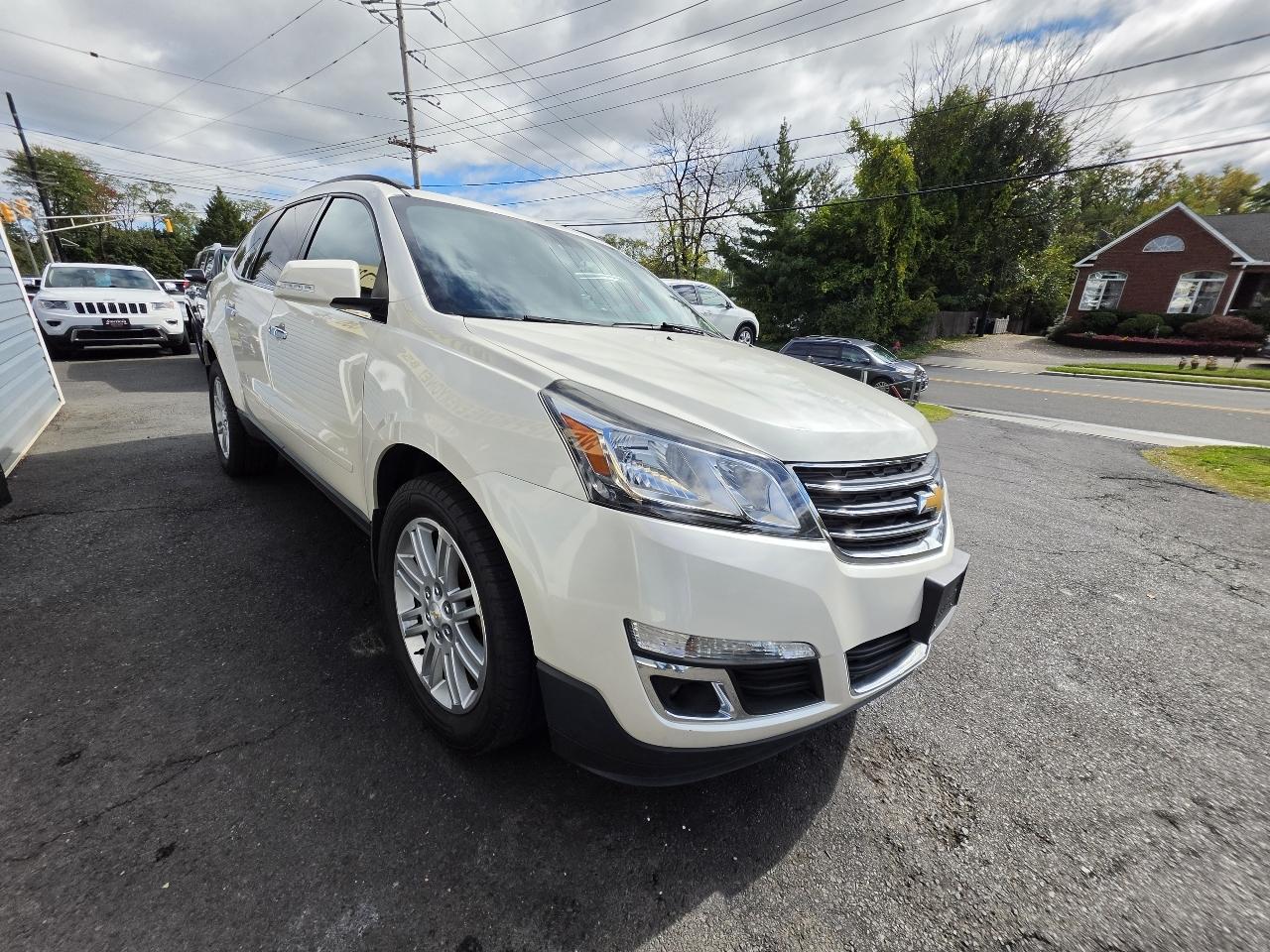 Chevrolet Traverse AWD 4dr LT w/1LT 2015