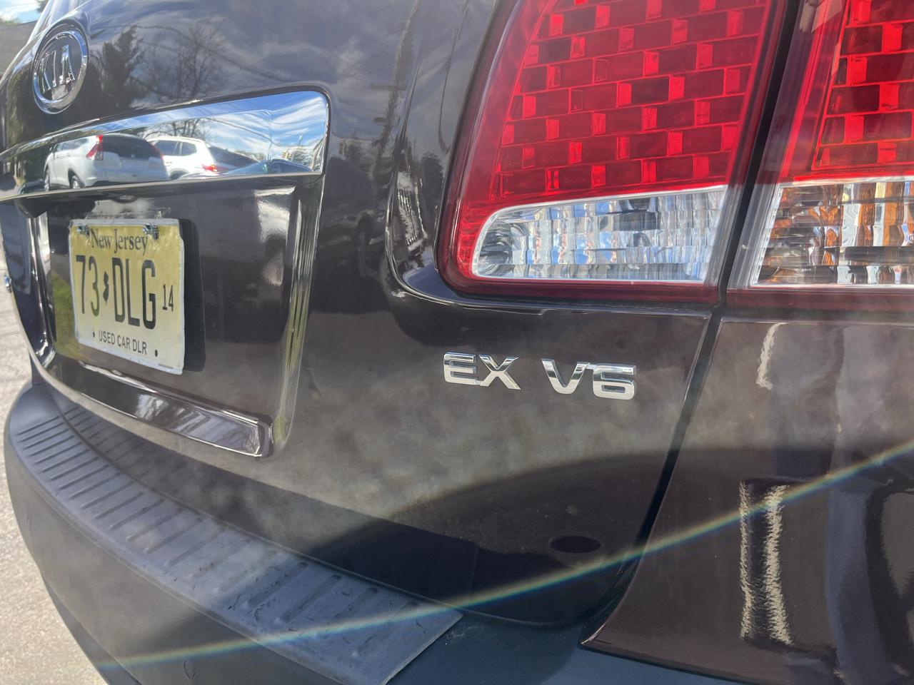 Kia Sorento 2WD 4dr V6 EX 2012