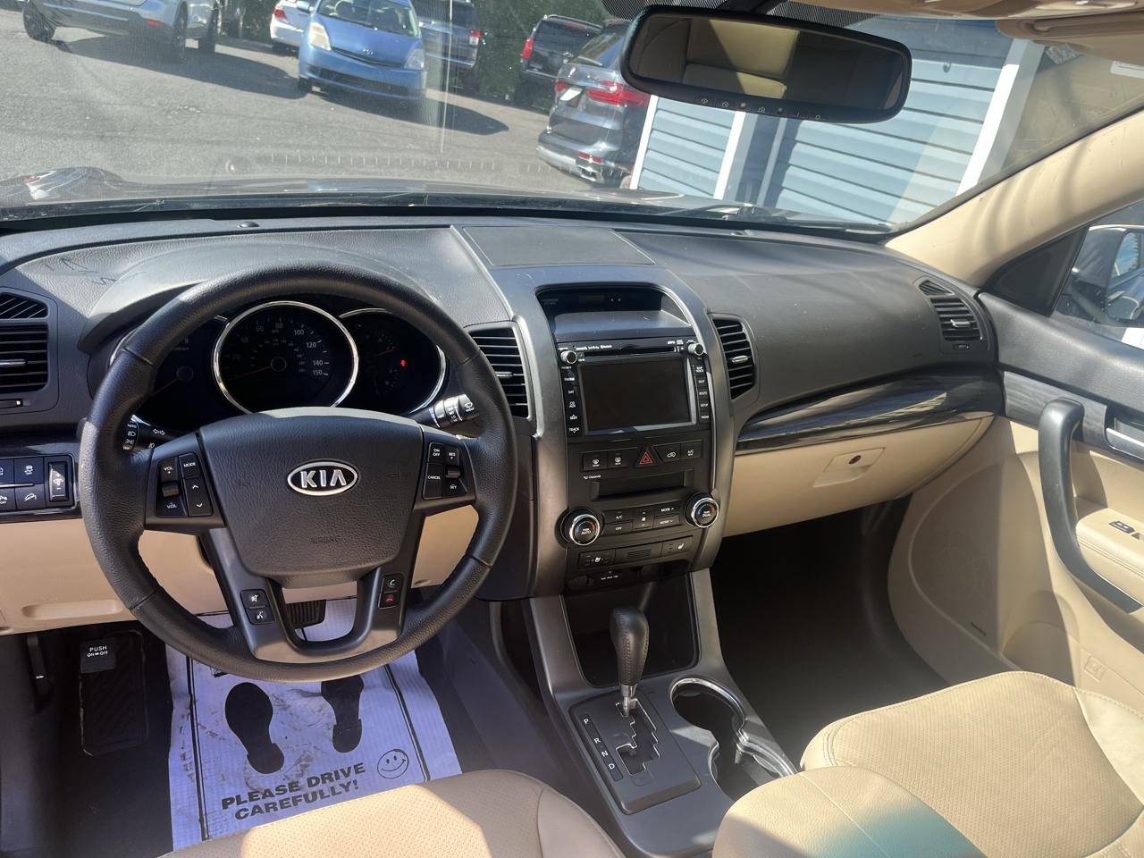 Kia Sorento 2WD 4dr V6 EX 2012