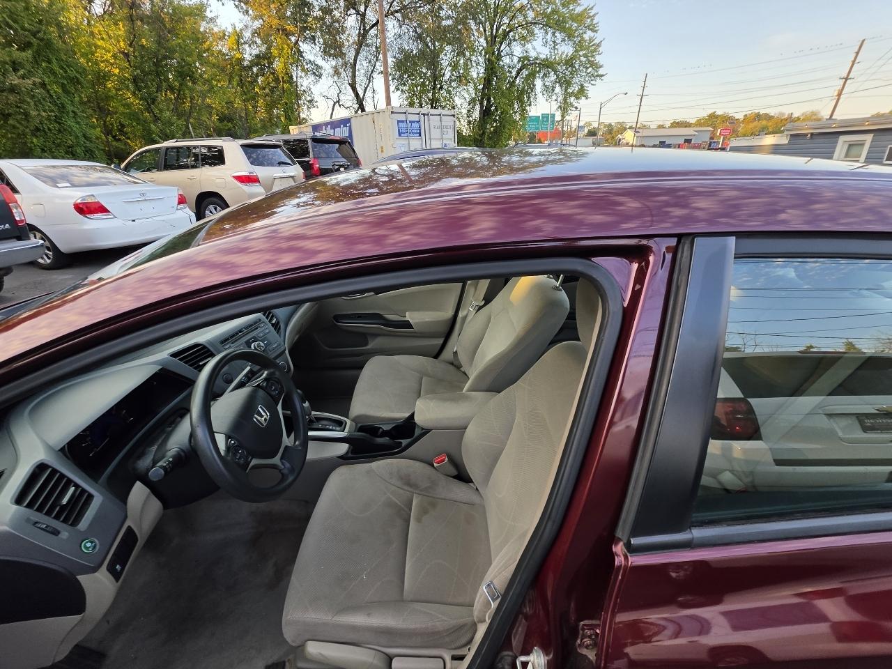 Honda Civic Sdn 4dr Auto LX 2012