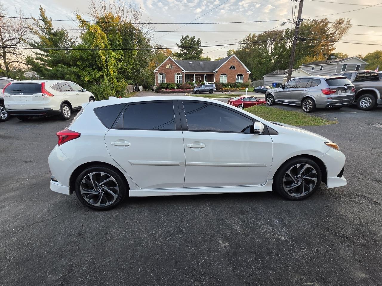 Toyota Corolla iM CVT (Natl) 2018