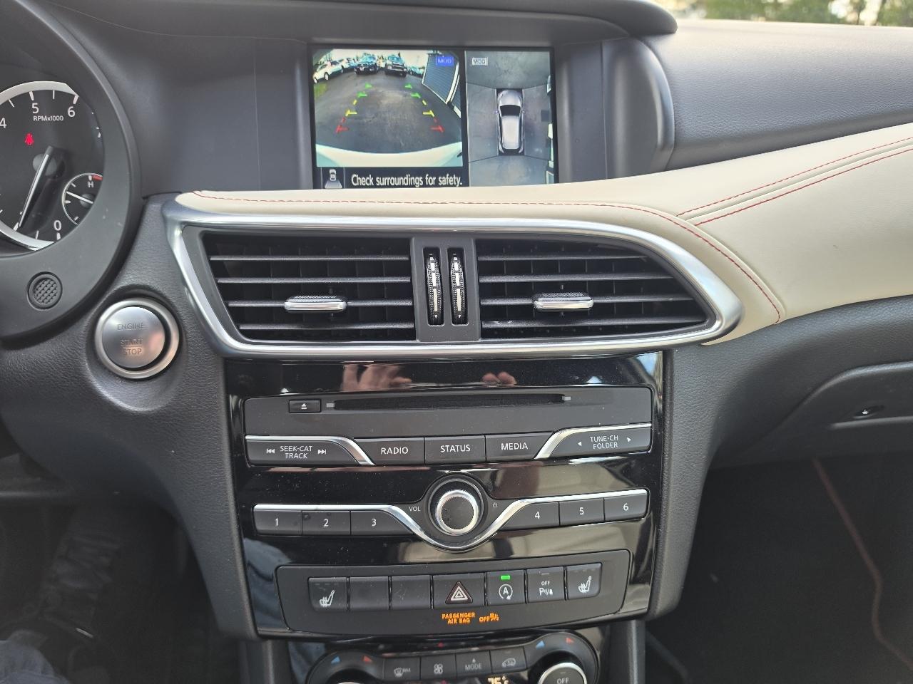 Infiniti QX30 Premium FWD *Ltd Avail* 2017