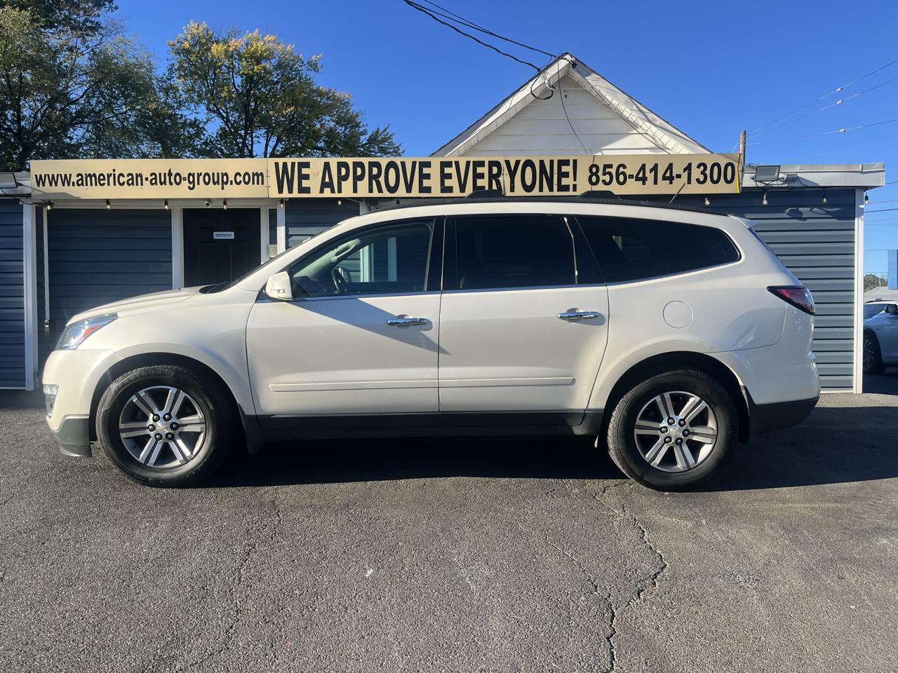 Chevrolet Traverse AWD 4dr LT w/2LT 2015