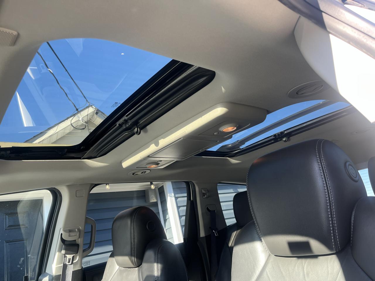 Chevrolet Traverse AWD 4dr LT w/2LT 2015